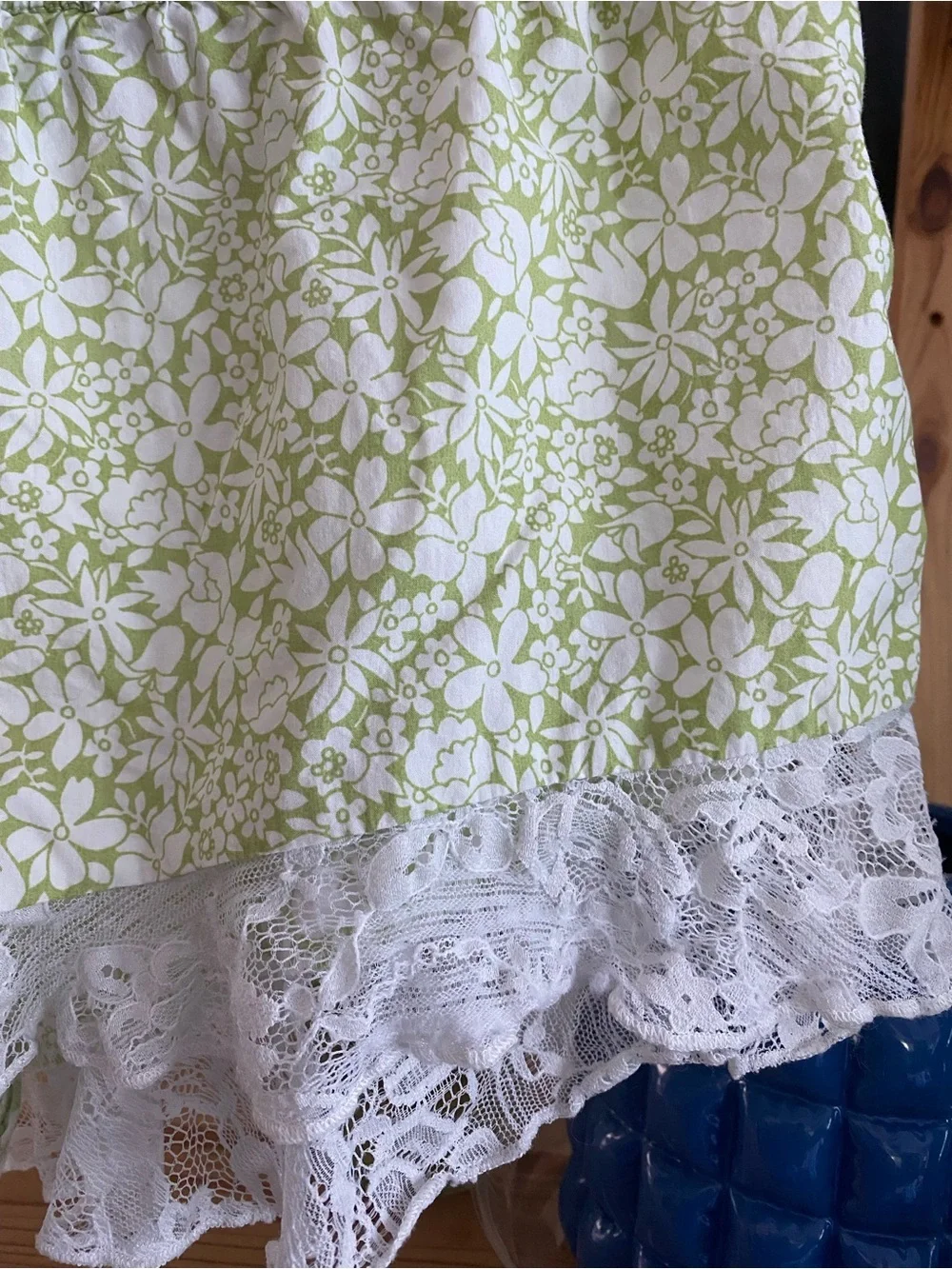 Anthropologie Green White Floral Print Lace Trim Pajama Shorts Small